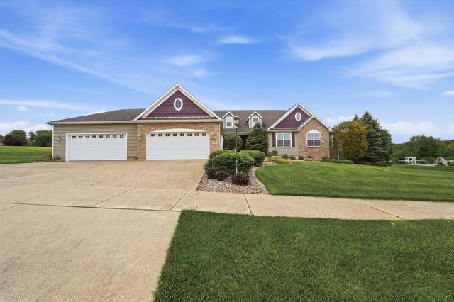 118 Windridge Road, Valparaiso, IN 46385