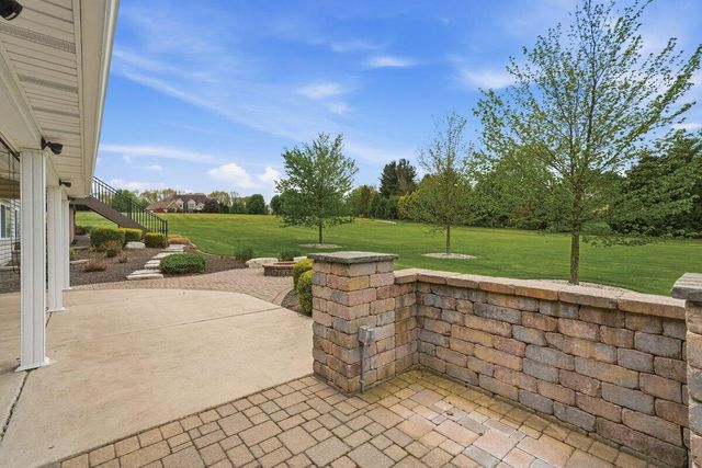 118 Windridge Road, Valparaiso, IN 46385