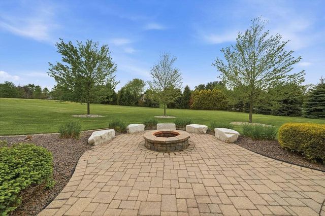 118 Windridge Road, Valparaiso, IN 46385