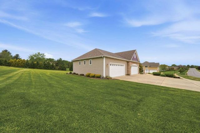 118 Windridge Road, Valparaiso, IN 46385