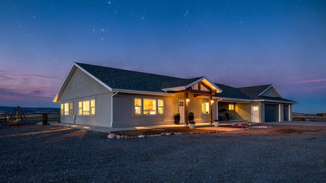 56577 Hawthorne Lane, Olathe, CO 81425