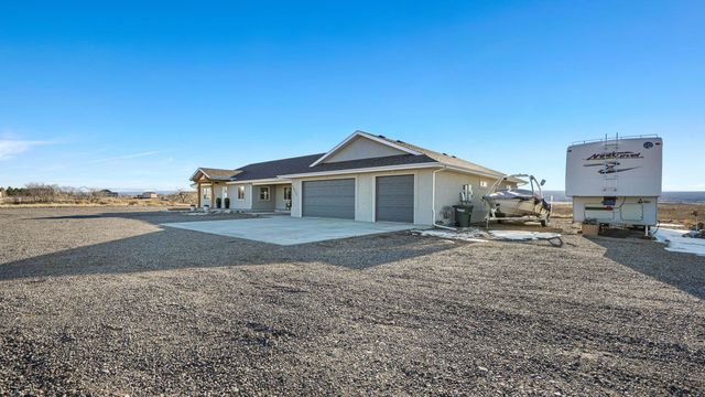 56577 Hawthorne Lane, Olathe, CO 81425