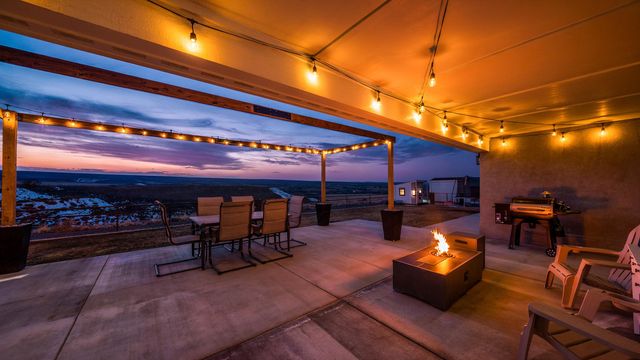 56577 Hawthorne Lane, Olathe, CO 81425