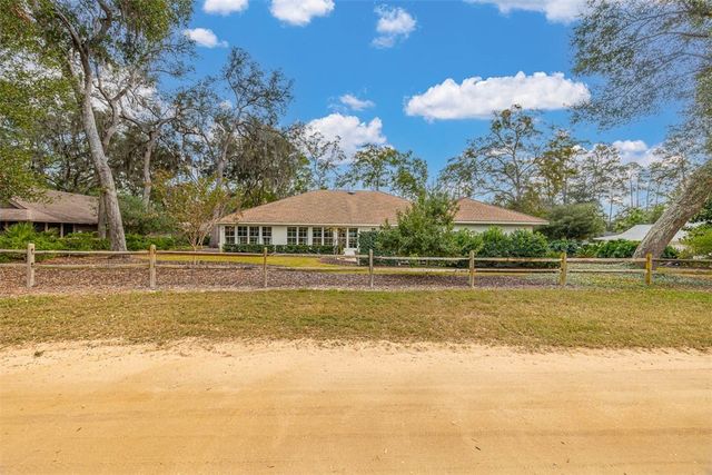 131 Harrogate Road, St Simons Island, GA 31522