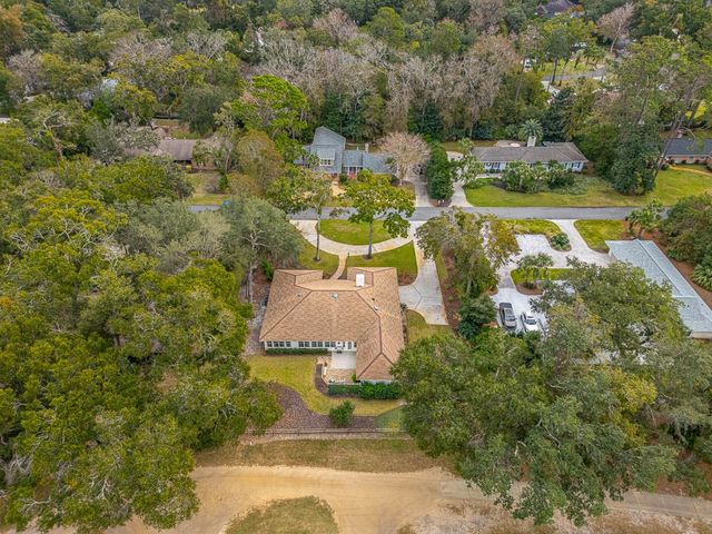 131 Harrogate Road, St Simons Island, GA 31522