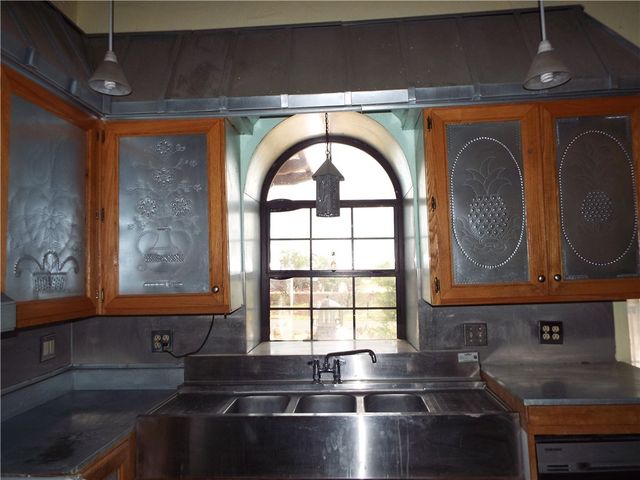 4943 W TENNESSEE Avenue, Chloride, AZ 86431