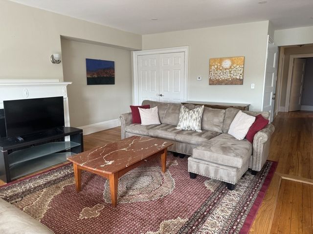 318 Tappan 3Furni, Brookline, MA 02445