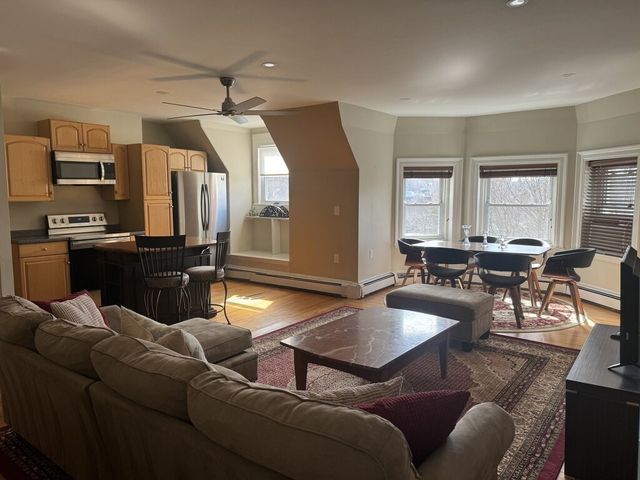 318 Tappan 3Furni, Brookline, MA 02445