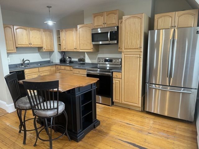 318 Tappan 3Furni, Brookline, MA 02445