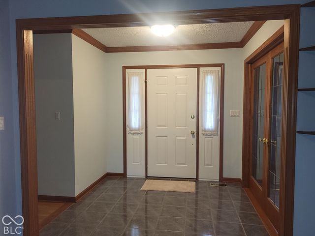 870 Ironwood East Drive, Brownsburg, IN 46112