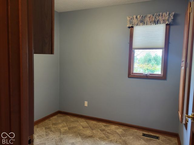 870 Ironwood East Drive, Brownsburg, IN 46112