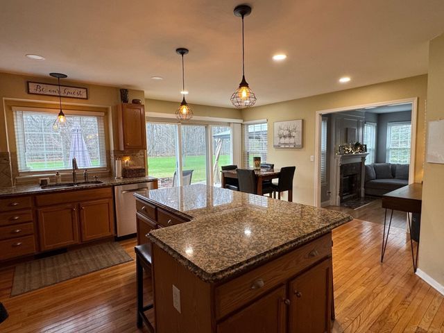 48805 Rockefeller Drive, Canton, MI 48188