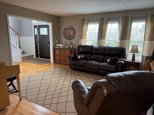 48805 Rockefeller Drive, Canton, MI 48188