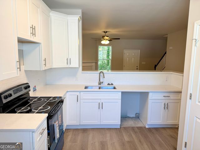 6108 Camden Forrest Cove, Riverdale, GA 30296