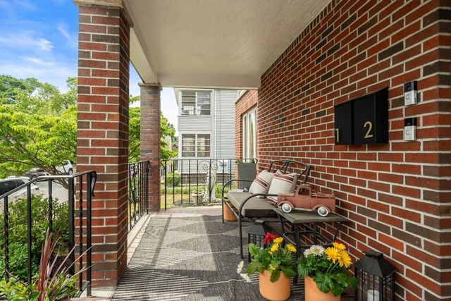 41 Winter 2, Medford, MA 02155