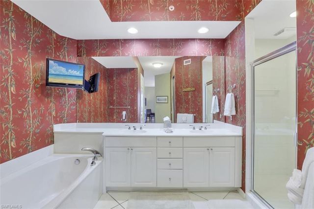 400 Flagship DR 505, Naples, FL 34108