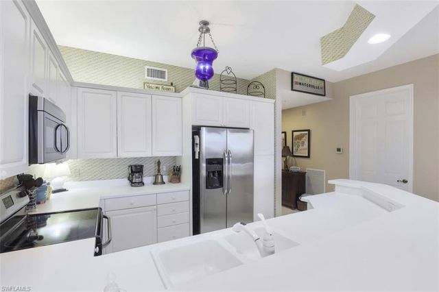 400 Flagship DR 505, Naples, FL 34108