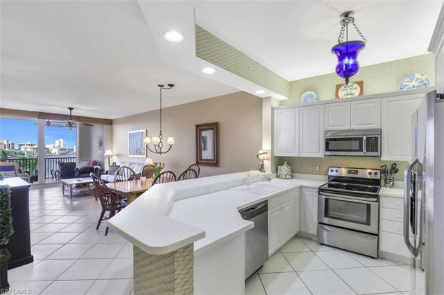400 Flagship DR 505, Naples, FL 34108
