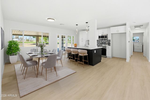 7100 S LA ROSA Drive, Tempe, AZ 85283