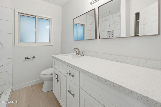 7100 S LA ROSA Drive, Tempe, AZ 85283