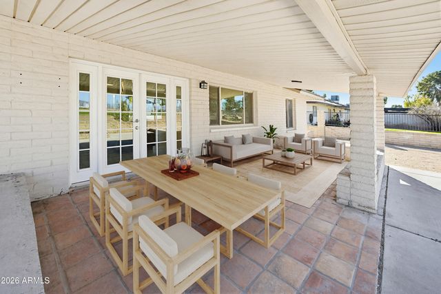 7100 S LA ROSA Drive, Tempe, AZ 85283