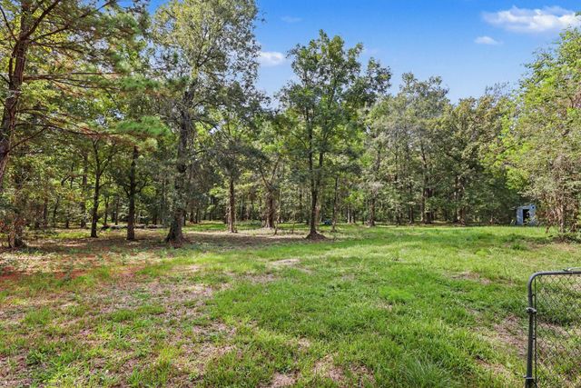 769 County Road 642, Dayton, TX 77535