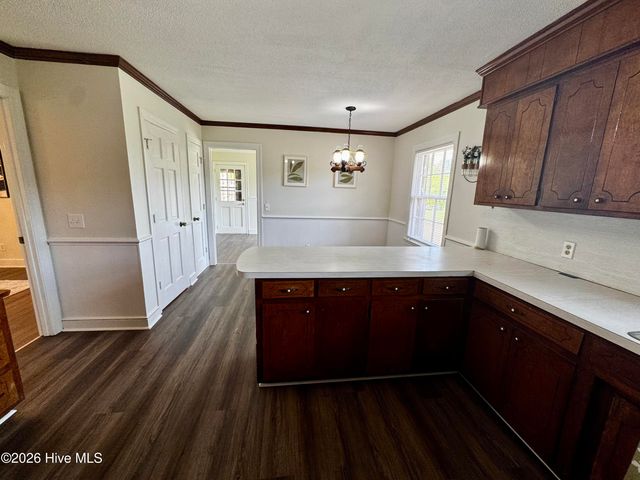 1307 Cogdell Drive, Kinston, NC 28501