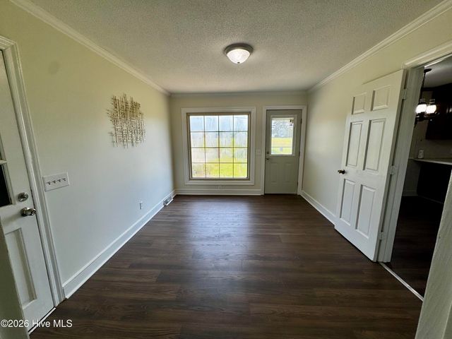 1307 Cogdell Drive, Kinston, NC 28501