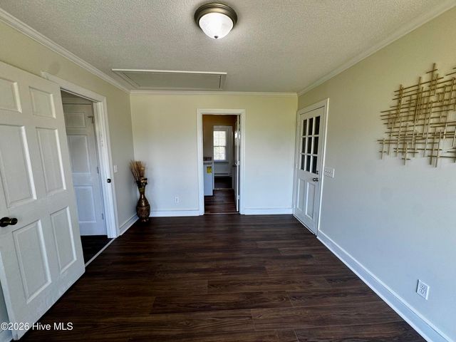 1307 Cogdell Drive, Kinston, NC 28501