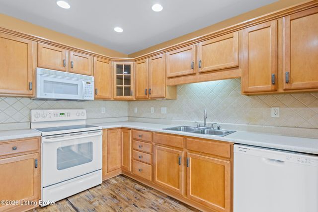 7230 Briscoe Vista Way, Louisville, KY 40228