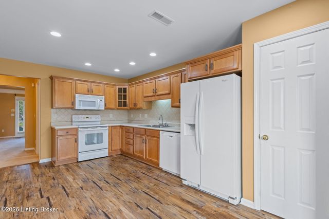 7230 Briscoe Vista Way, Louisville, KY 40228