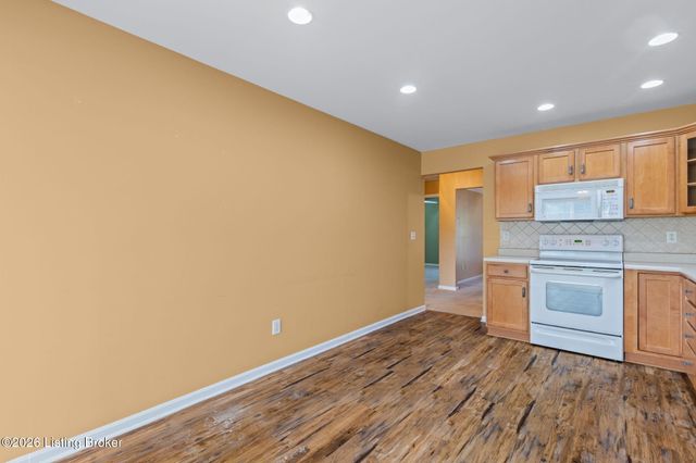7230 Briscoe Vista Way, Louisville, KY 40228