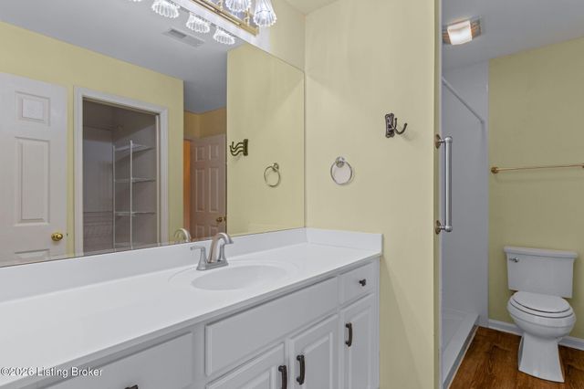 7230 Briscoe Vista Way, Louisville, KY 40228