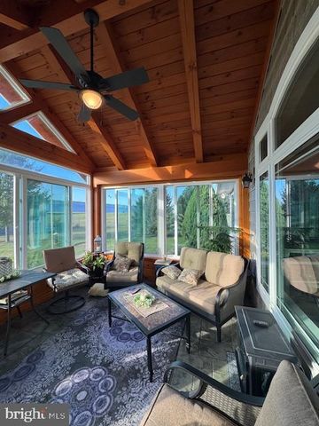 396 GREEN LN, Belleville, PA 17004