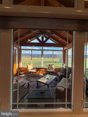 396 GREEN LN, Belleville, PA 17004