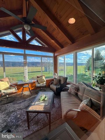 396 GREEN LN, Belleville, PA 17004