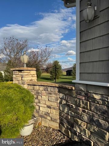 396 GREEN LN, Belleville, PA 17004