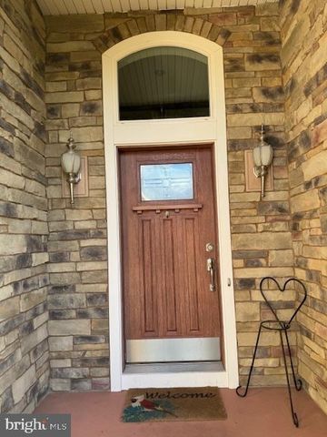 396 GREEN LN, Belleville, PA 17004