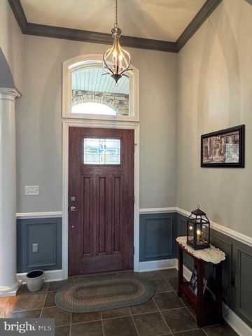 396 GREEN LN, Belleville, PA 17004