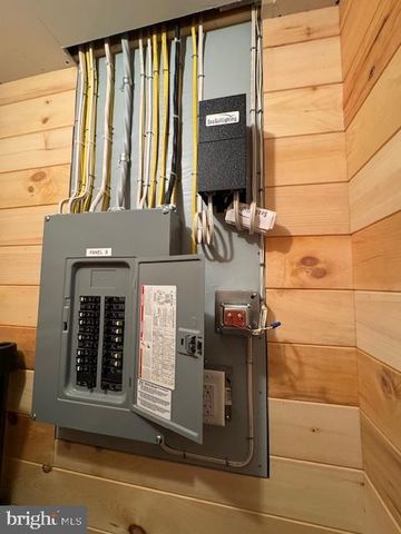 396 GREEN LN, Belleville, PA 17004