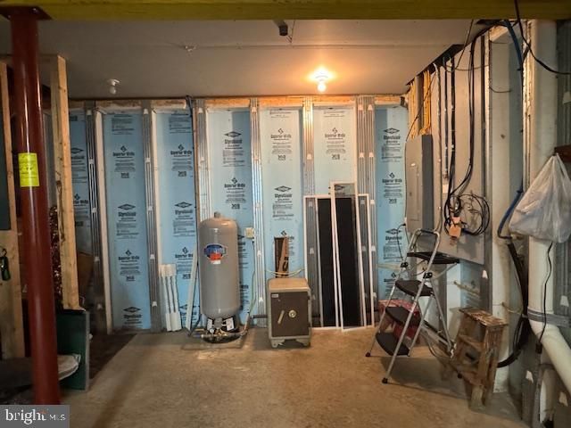 396 GREEN LN, Belleville, PA 17004