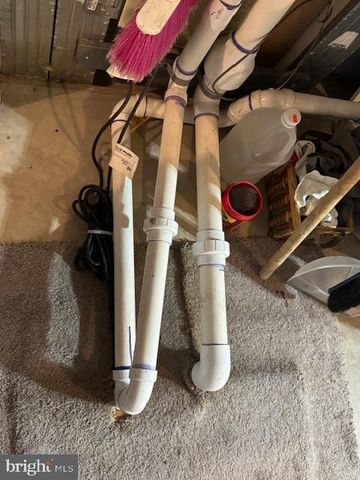 396 GREEN LN, Belleville, PA 17004