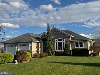 396 GREEN LN, Belleville, PA 17004