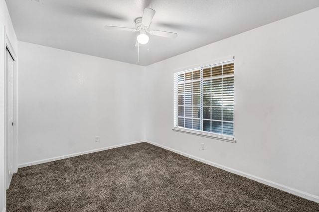 6253 W San Carlos Avenue, Fresno, CA 93723