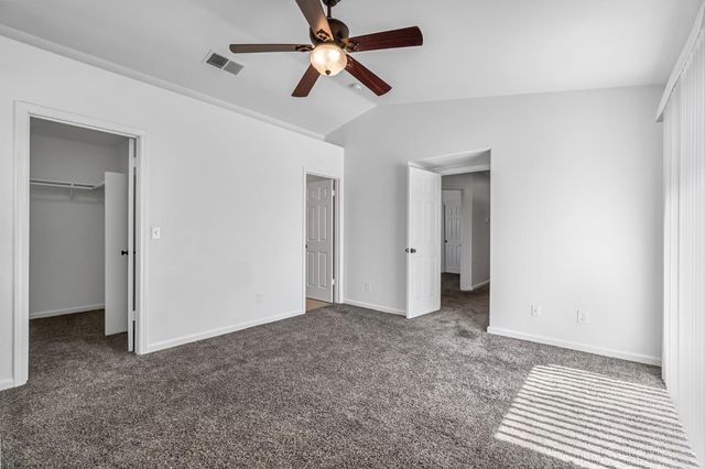 6253 W San Carlos Avenue, Fresno, CA 93723