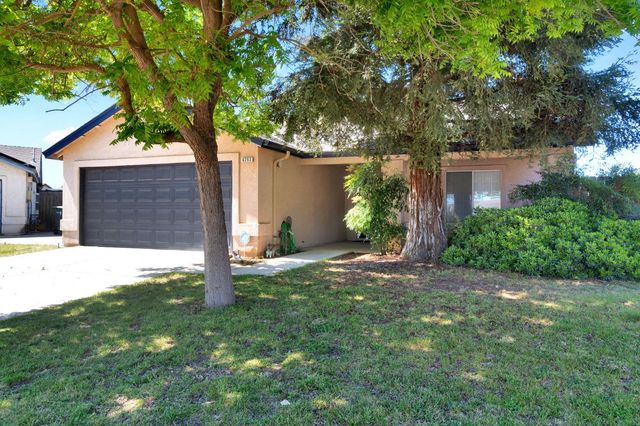 6253 W San Carlos Avenue, Fresno, CA 93723
