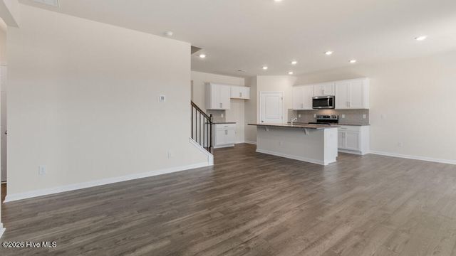 1104 Aviator Lane, Ayden, NC 28513