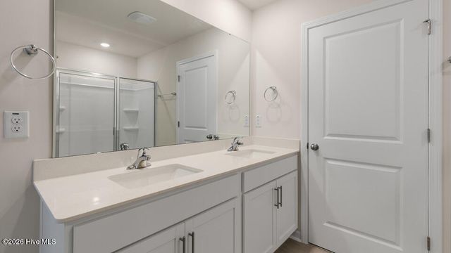 1104 Aviator Lane, Ayden, NC 28513