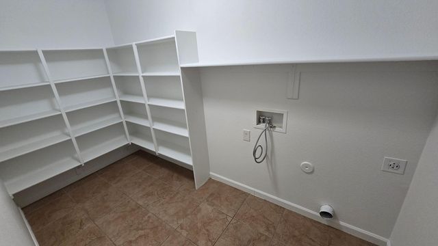 15537 W Gelding Drive, Surprise, AZ 85379