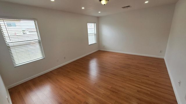 15537 W Gelding Drive, Surprise, AZ 85379